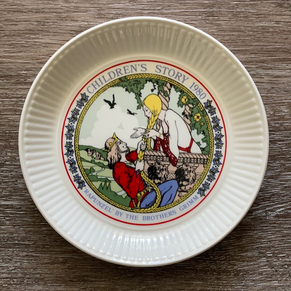 Wedgwood 1980 Collectible Children’s Story Plate